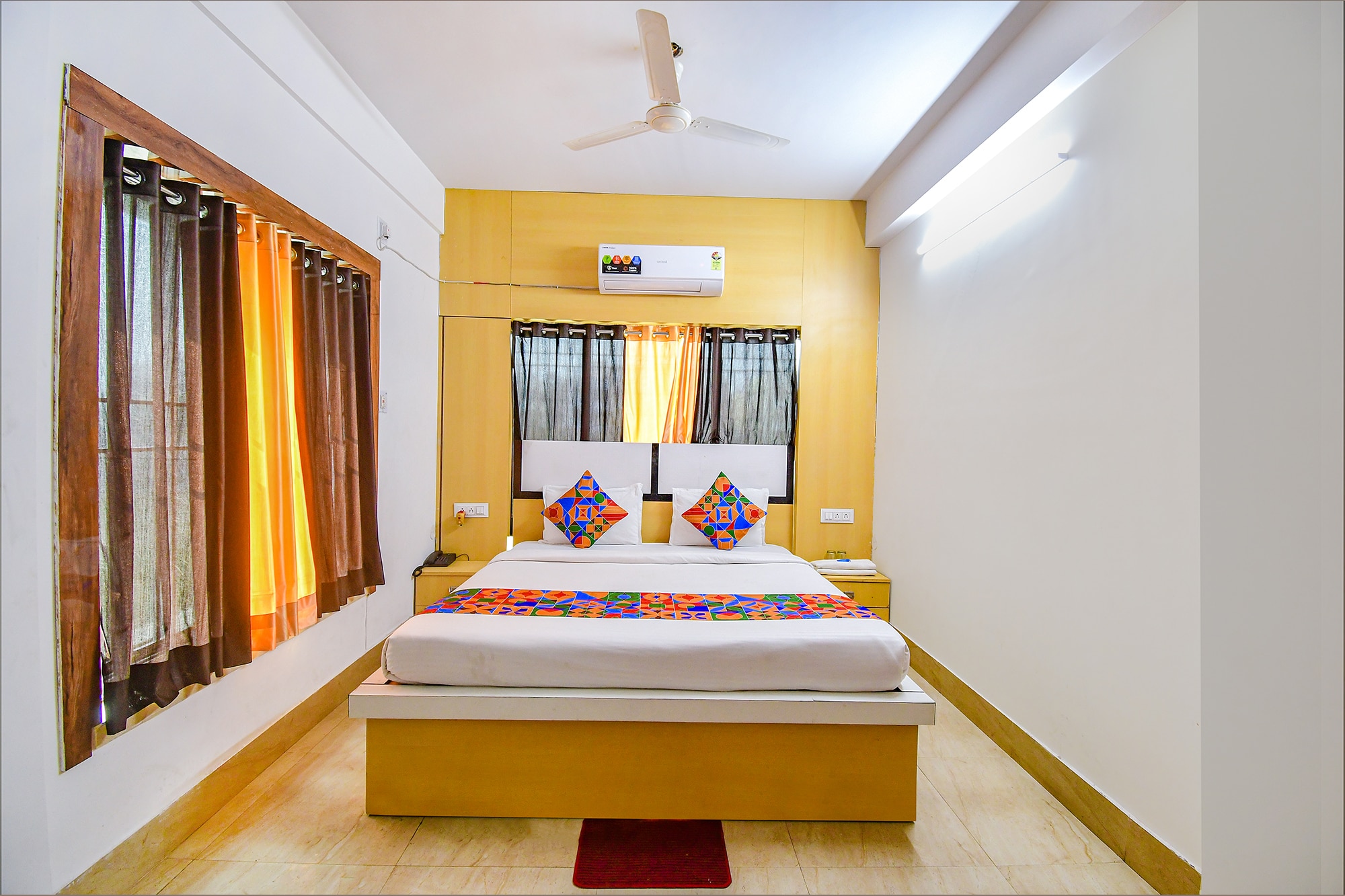 FabHotel New Dream Palace - Near acropilose mall and ruby hospital - Tap to explore photos