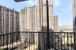 Flatel Stay, Greater Noida