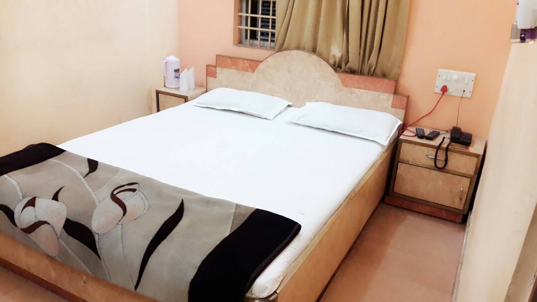 HOTEL SHRINGAR  - Tap to explore photos