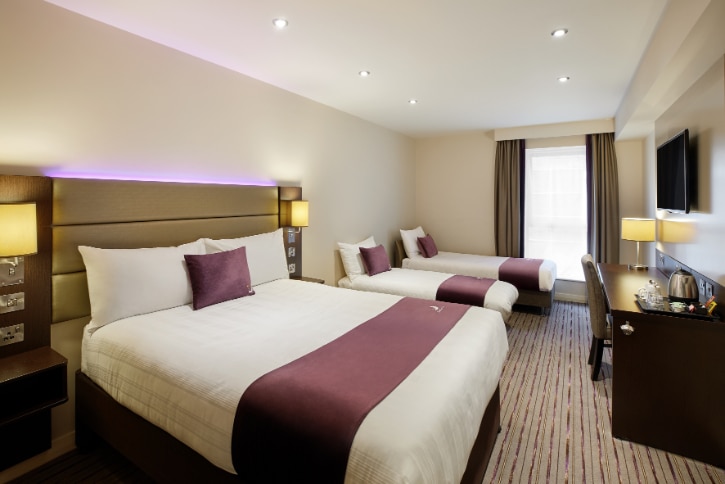 Premier Inn London Croydon (Purley A23) - Tap to explore photos