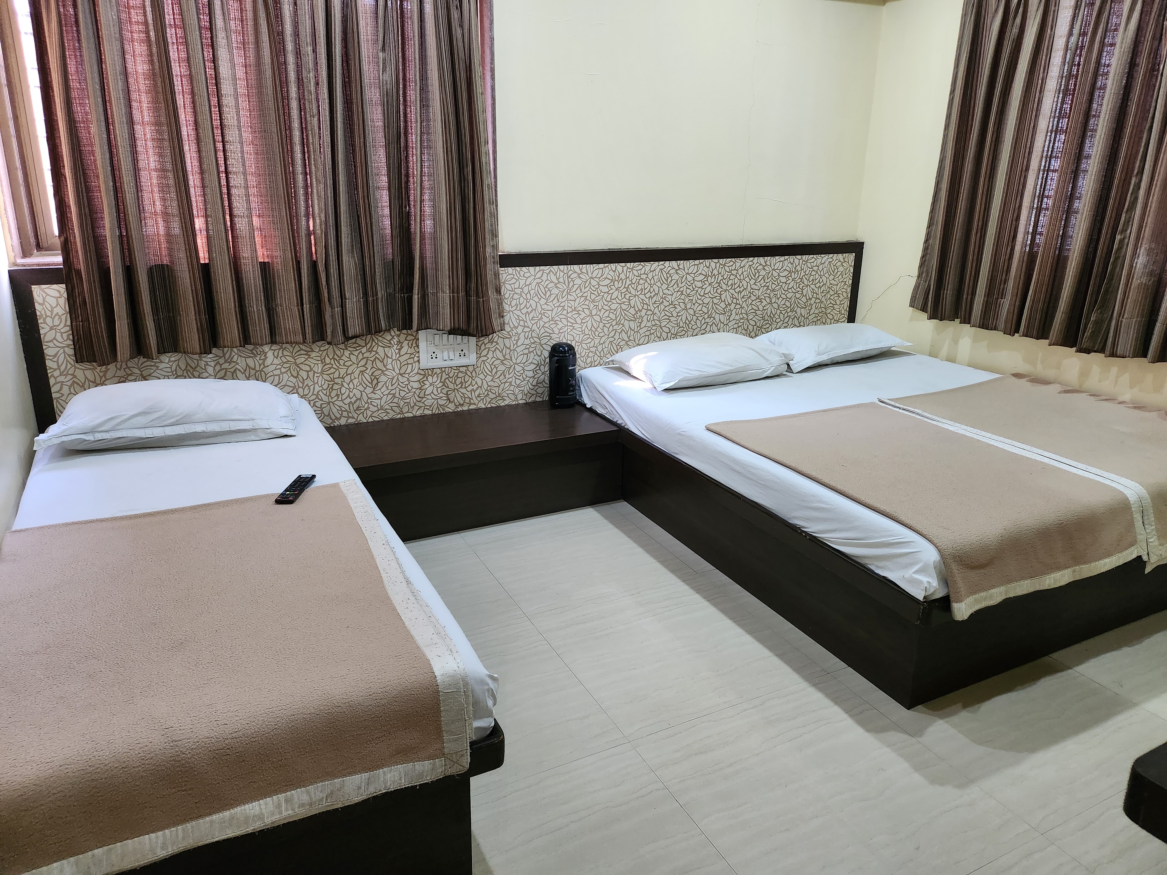 HOTEL SAI NIWAS 2