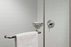 Distrikt Hotel New York City, Tapestry Collection by Hilton, New York