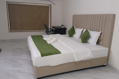 Corporate Service Apartment Near Mumbai Airport, Mumbai