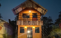 Lily House