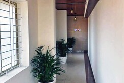 Radha Grand Inn, Mangalore