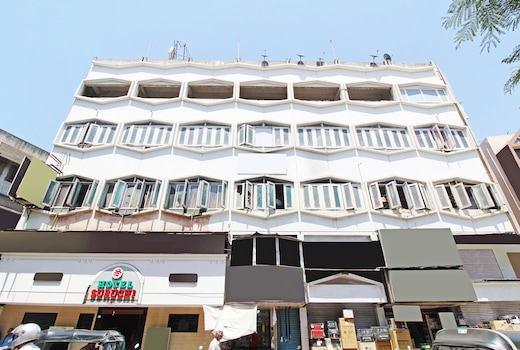 Hotel Basera