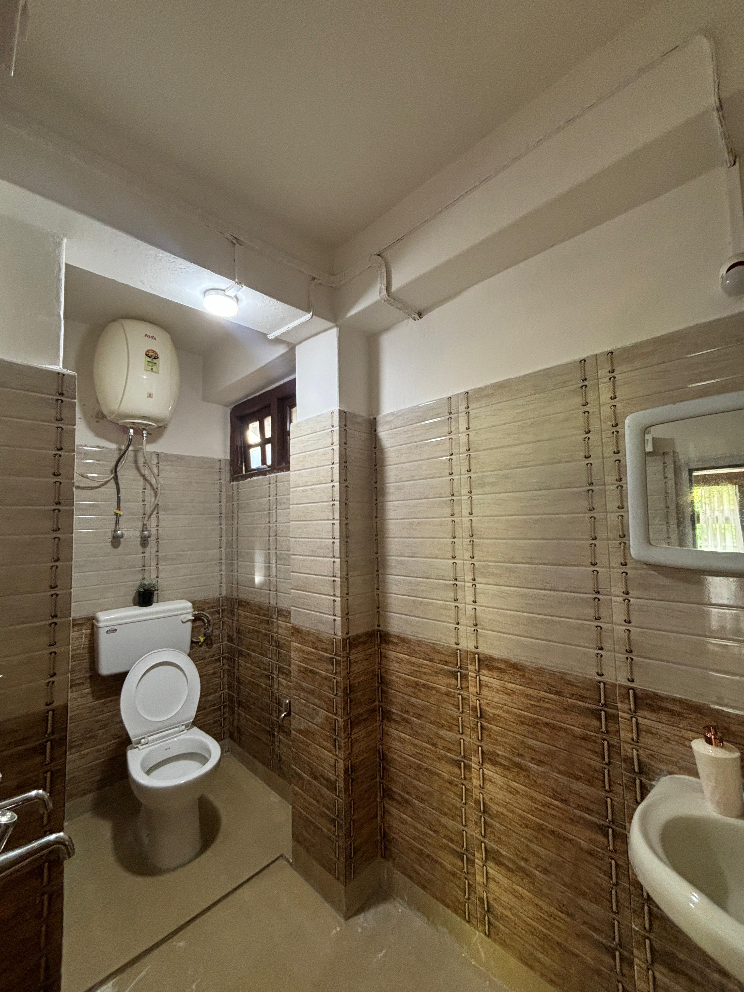 The rustic refuge | 10 min from MG Marg - Tap to explore photos