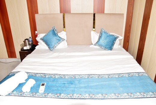 Shri Ayodhya Resdency near Ramjanmabhoomi main temple