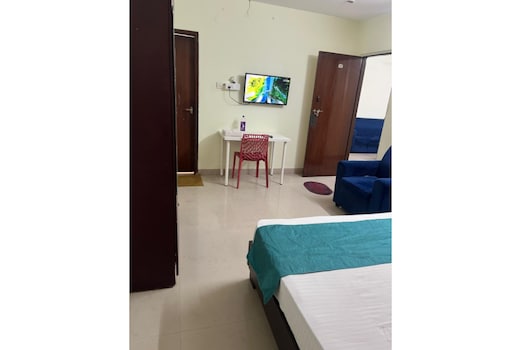 Orchids 2BHK Near Apollo Hospital Jubliee Hills