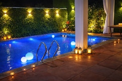 AADHYA HOTEL & ADHIRA RESTAURANT, Orchha