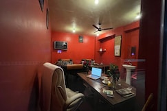 Hotel Crescent, Srinagar