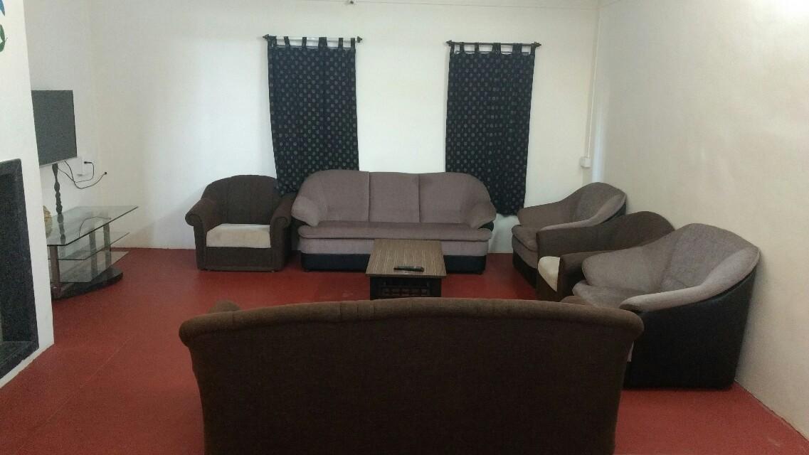 Solaris Guesthouse - Tap to explore photos