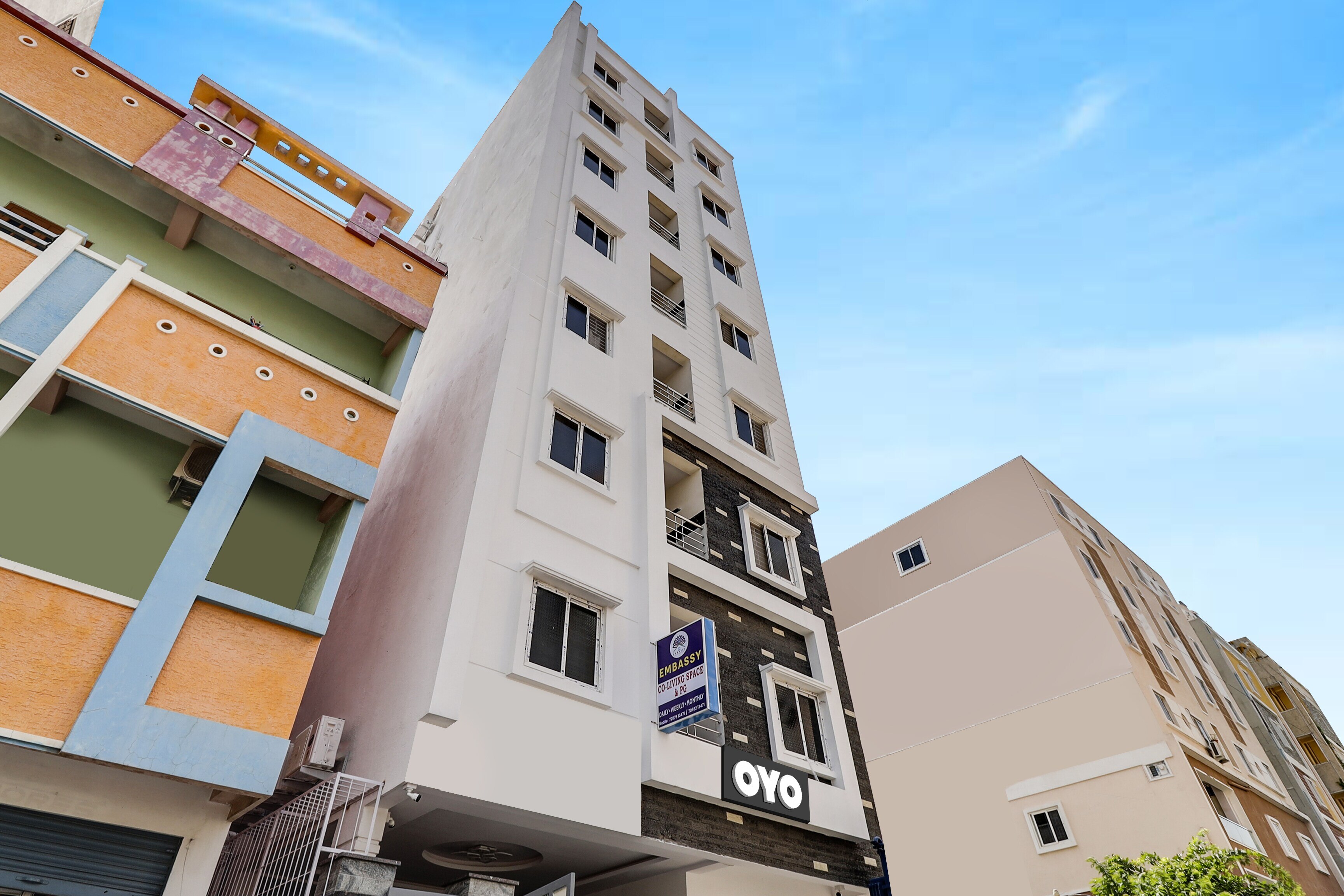 Hotel O Embassy luxury rooms - Tap to explore photos