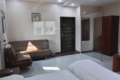 hotel green leaf residency, Parbhani