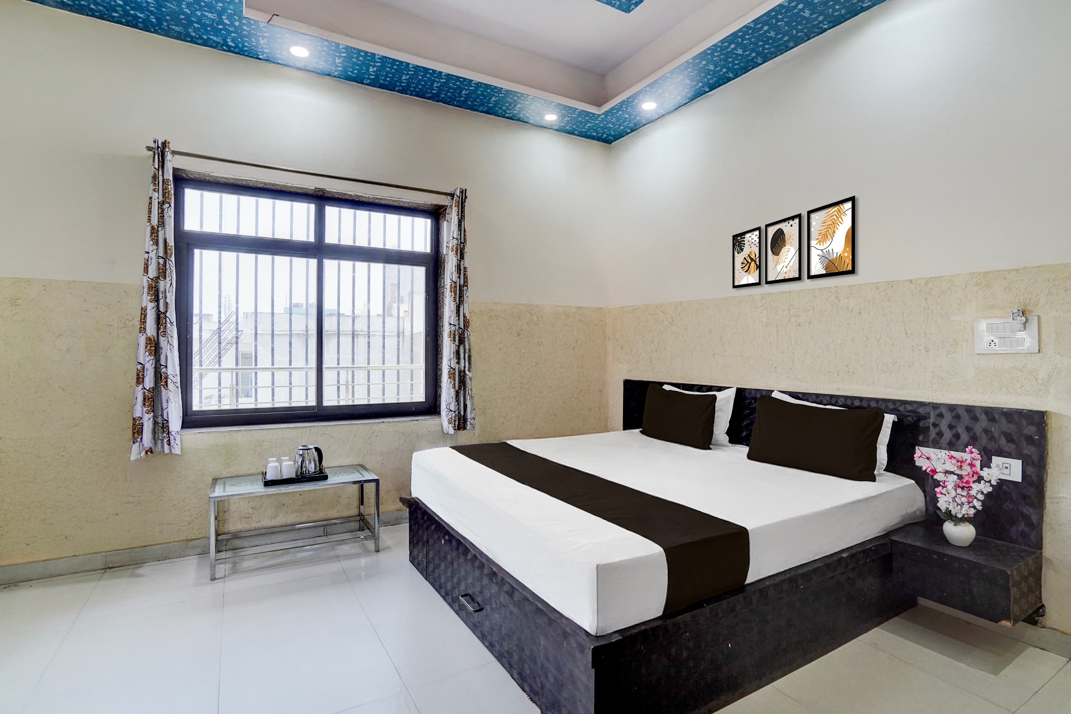 Hotel O Tanwar Palace - Tap to explore photos