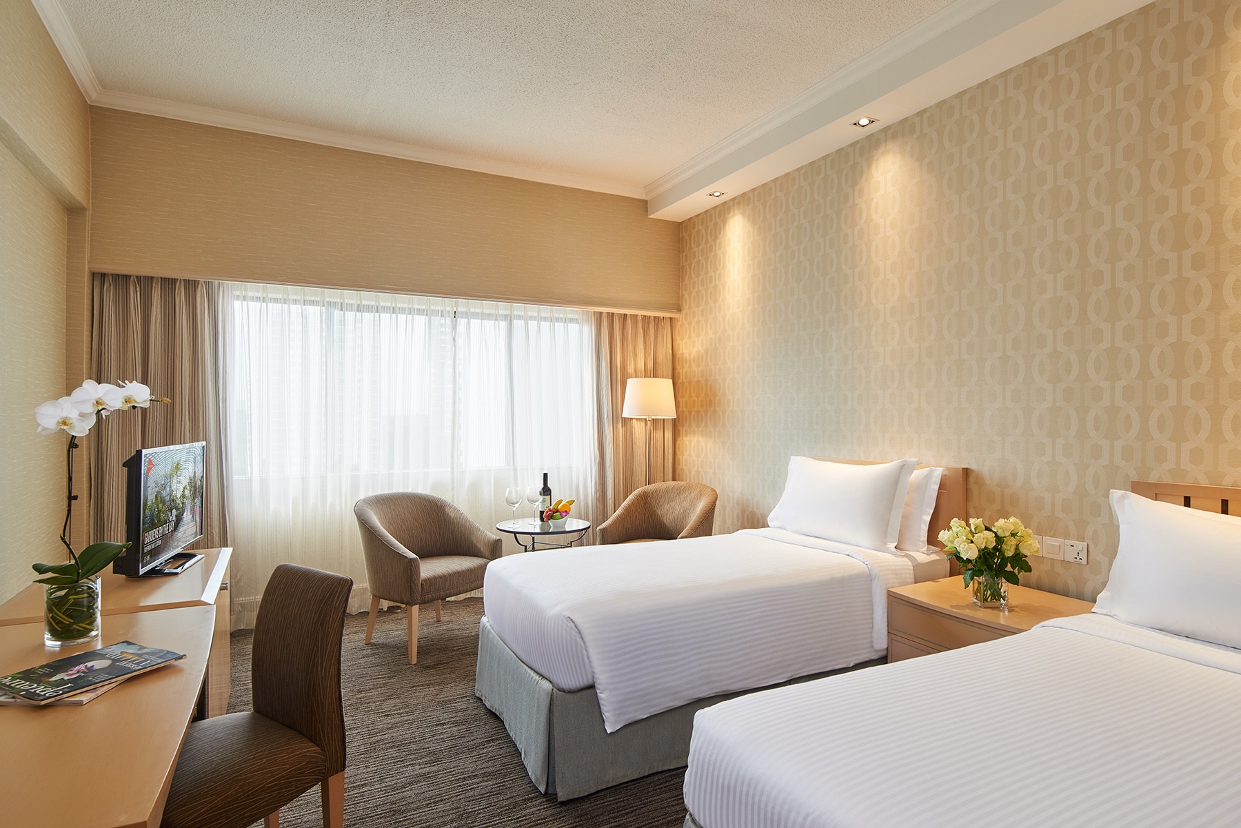 York Hotel Singapore - Tap to explore photos