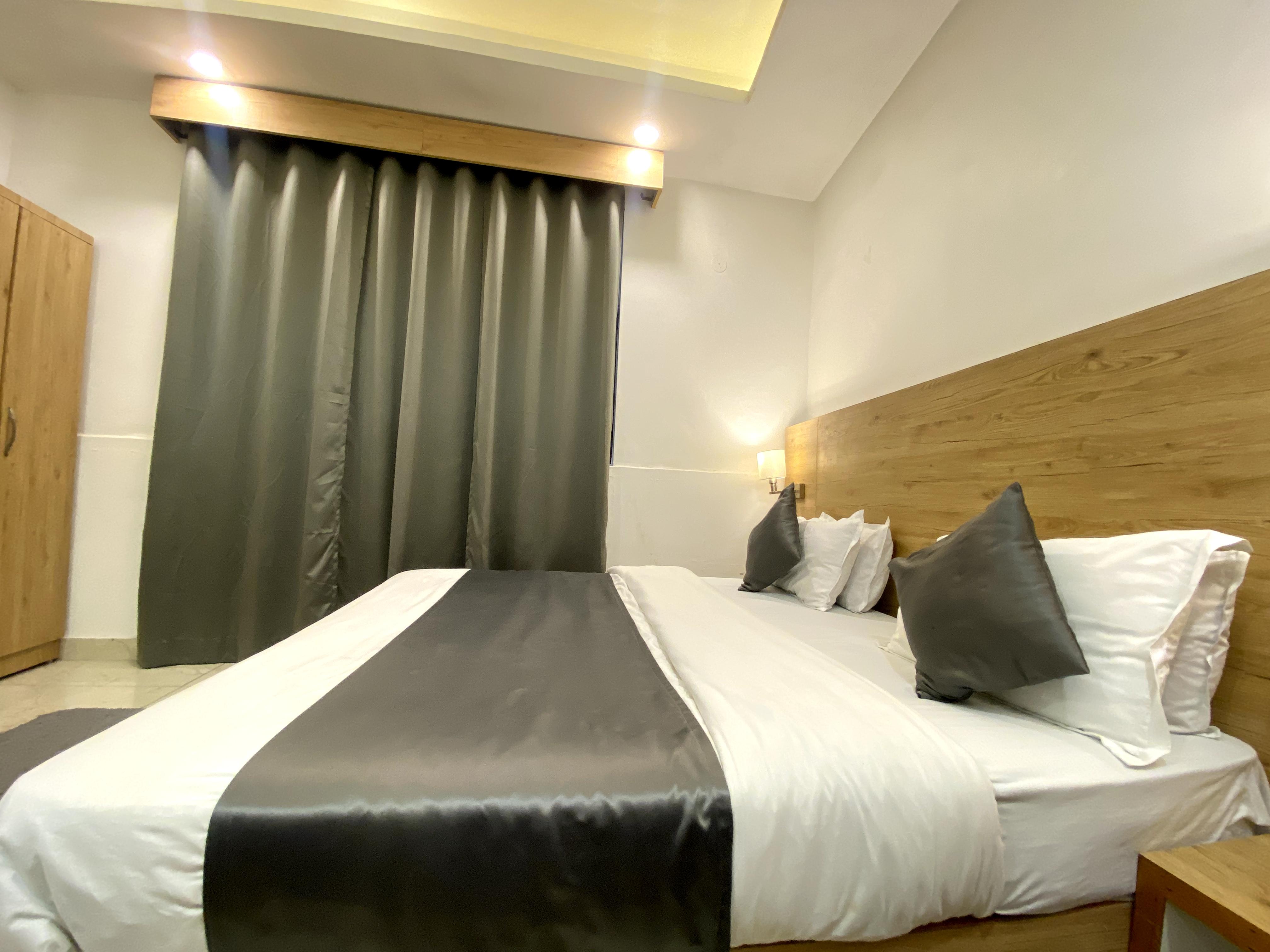Sonu Guest House,rishikesh - Tap to explore photos