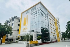 Bloom Hotel - Kakinada, Kakinada