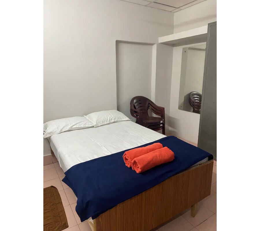 Cozy simple and clean stay - Tap to explore photos