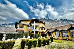 Himalayan Resort | Mountain-view Rooms, Srinagar