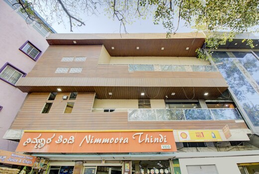 Hotel O Abhimaani Inn