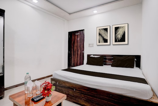 Hotel O Red Rose
