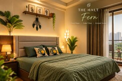 The Halt Fern Luxury Stay Near Expo Mart, Greater Noida