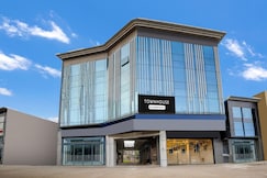 Super Townhouse Sector 102 Noida, Greater Noida