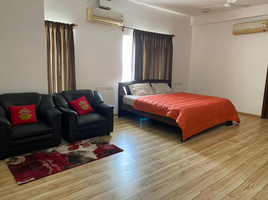 Hermes Homestay - Tap to explore photos