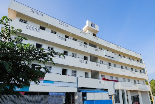 Hotel O Narayani Residency