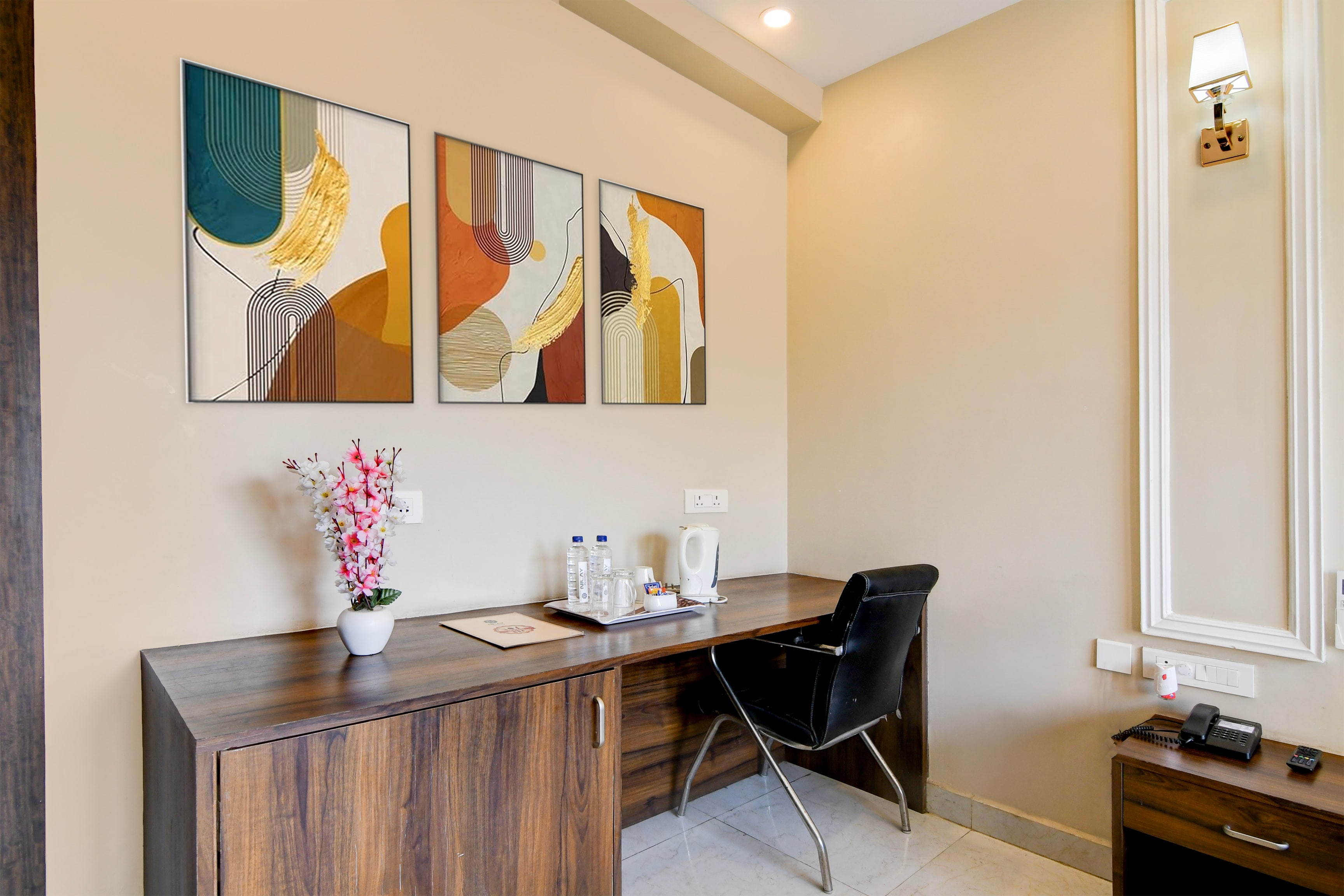Townhouse OAK Nilay Residency - Tap to explore photos