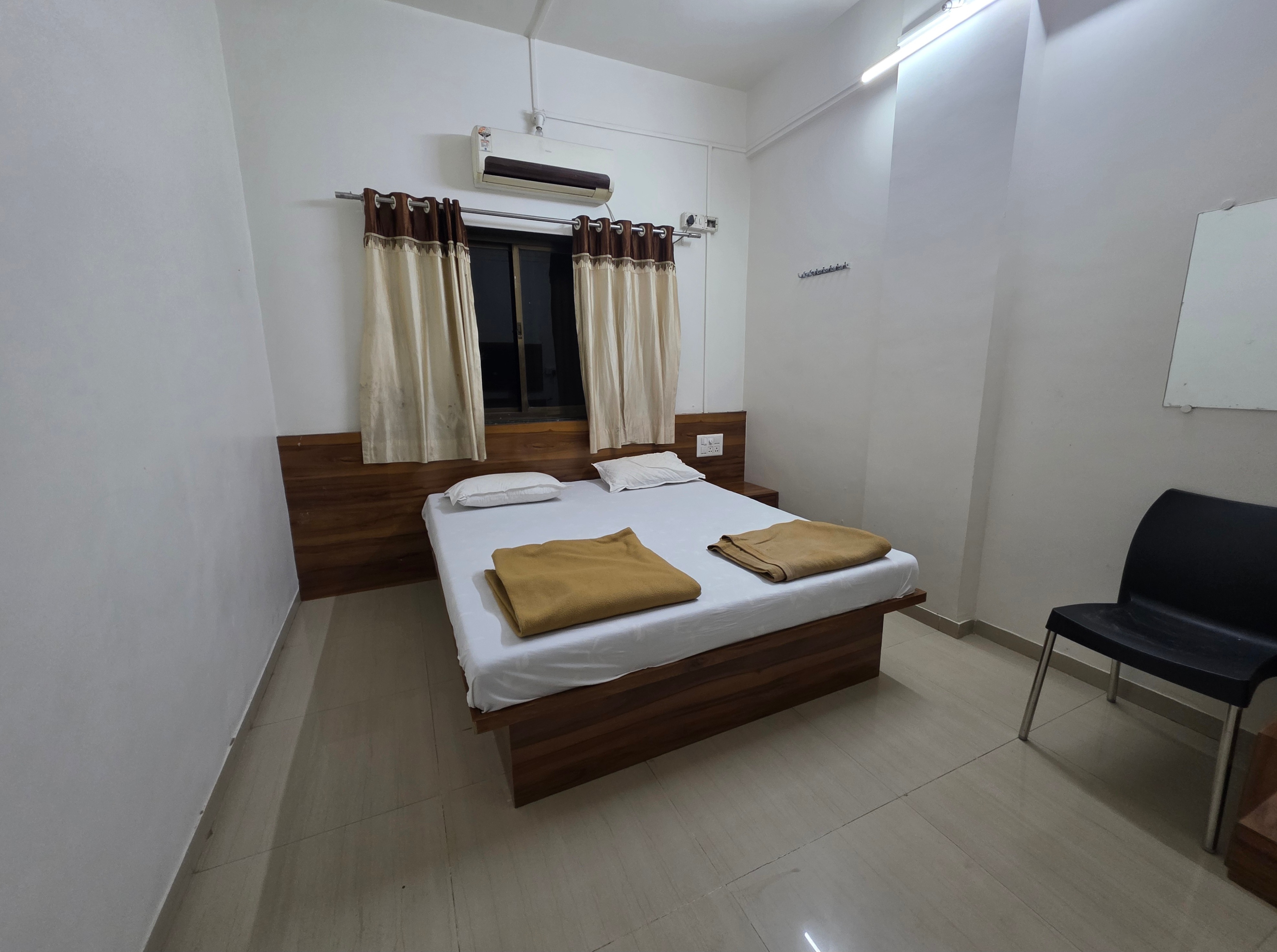 Hotel Ashirwad Palace Trimbakeshwar - Tap to explore photos