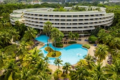 Pullman Phuket Karon Beach Resort, Phuket