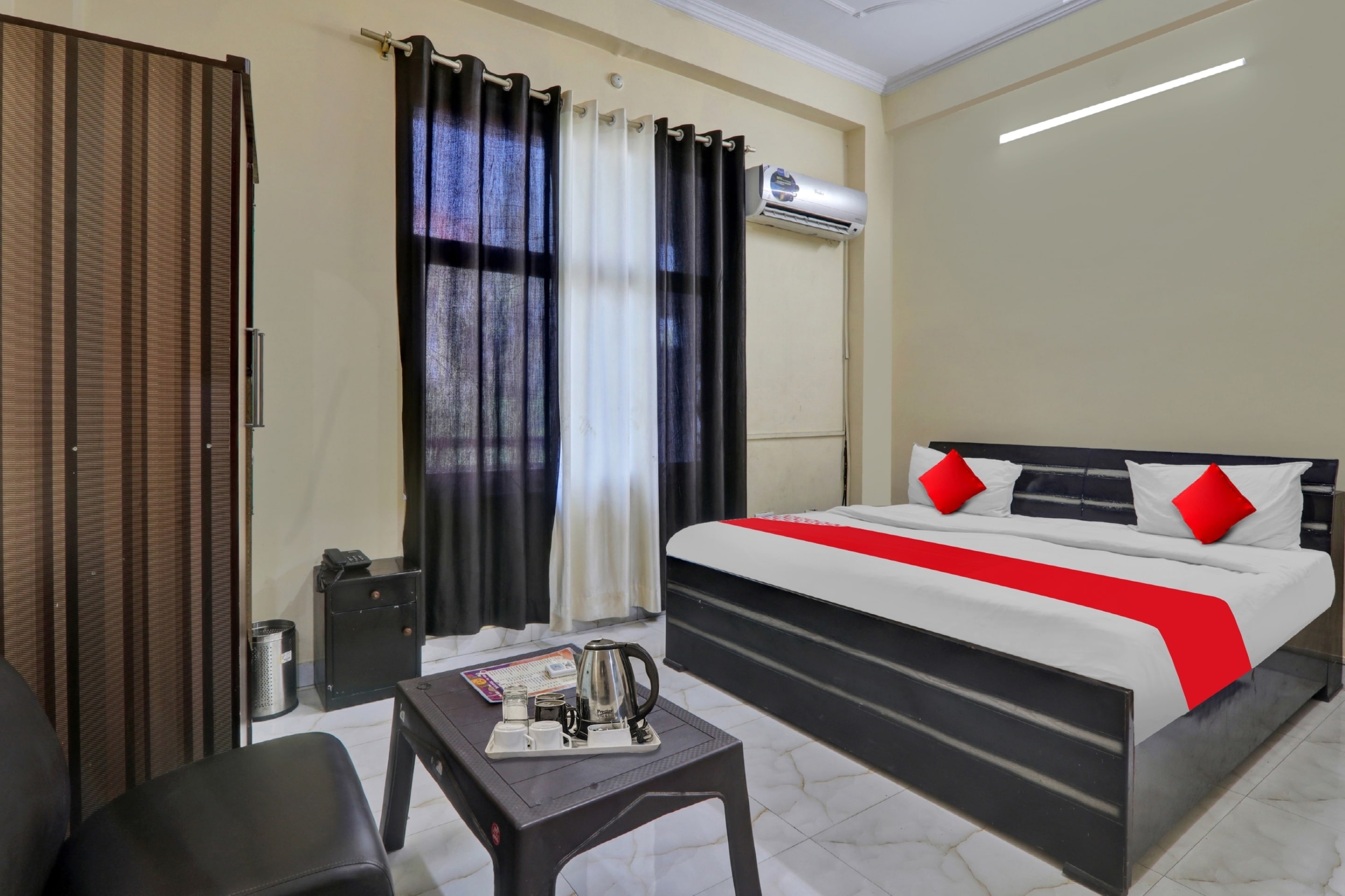 Super Hotel O New A V Hospitality - Tap to explore photos