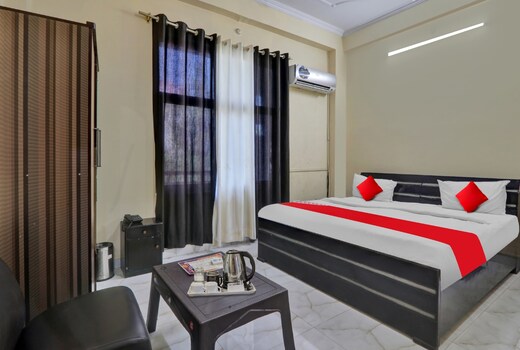 Super Hotel O New A V Hospitality