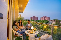 FabHotel Grihum 56, Noida