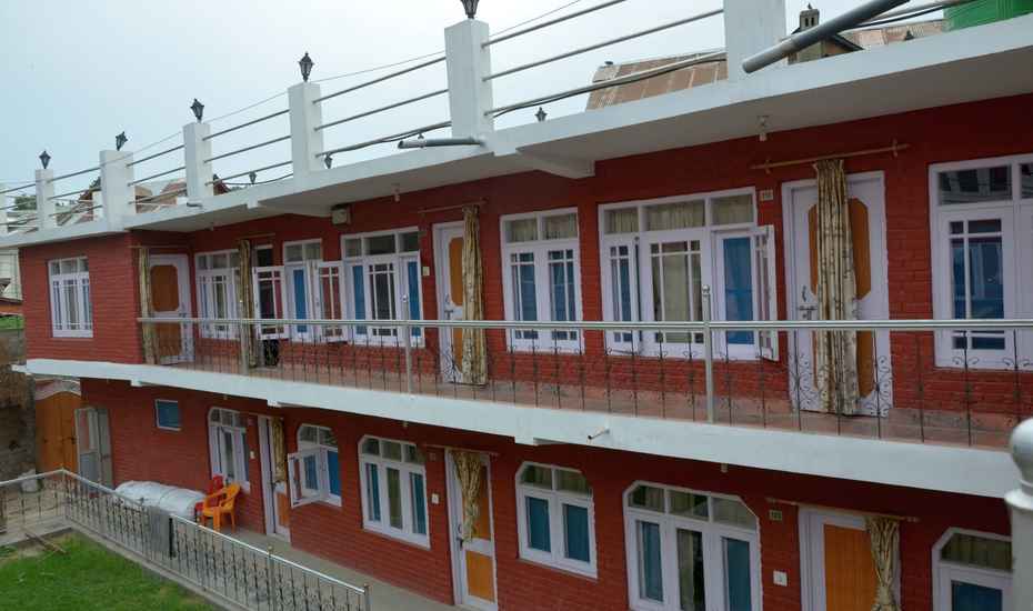 Alsabha Guest House - Tap to explore photos