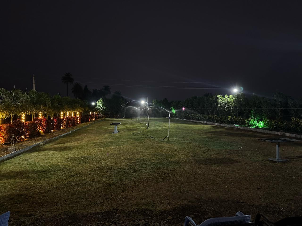 Hotel Samadhan Lodging - Tap to explore photos