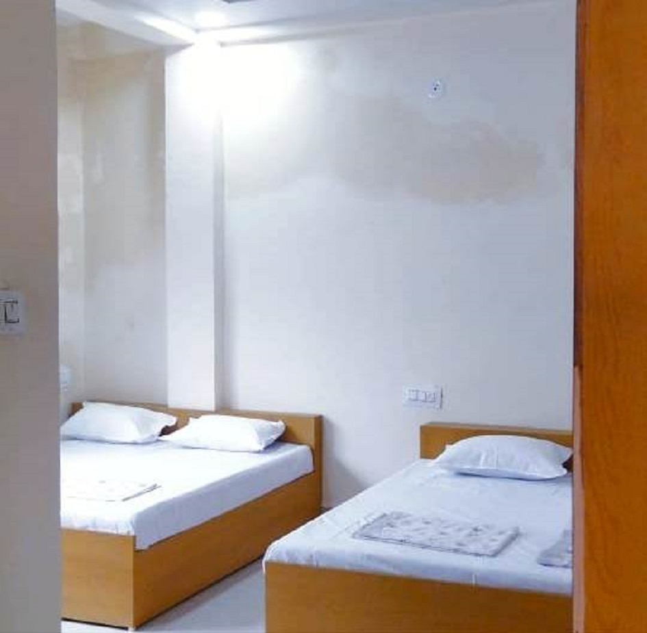 Shree Gajlaxmi Hotel - Tap to explore photos