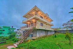 Pine Forest View Ooty by VOYE HOMES, Ooty