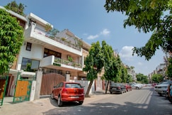 The Neem | Rooms in a Homestay, Delhi