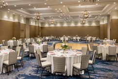 Hilton Tucson East, Caborca