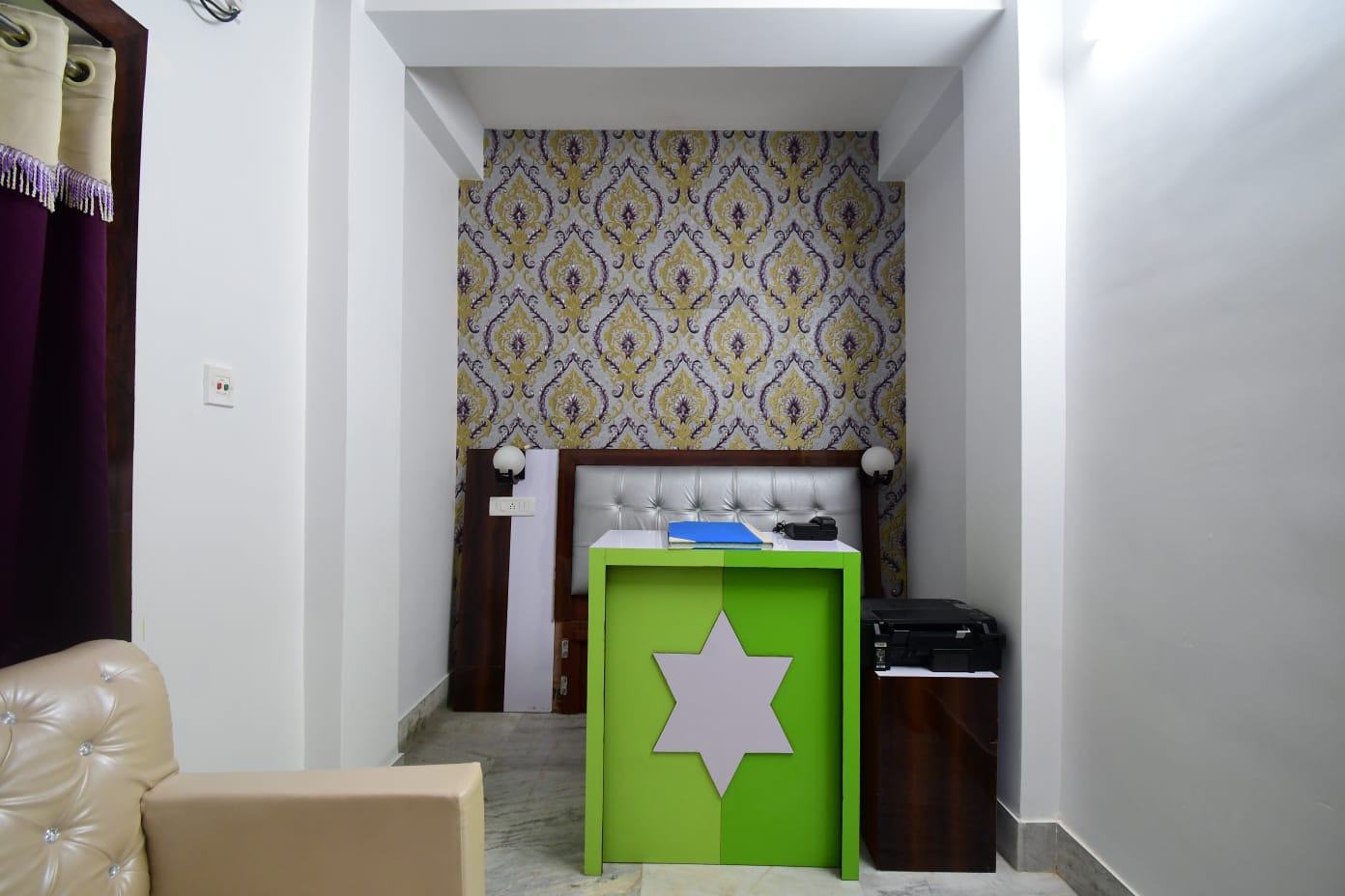 Starlight Guest House - Tap to explore photos