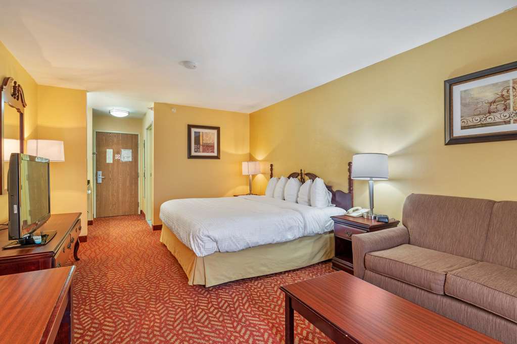 Best Western Clearlake Plaza - Tap to explore photos