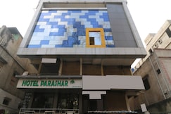 Hotel Parashar Check In, Nagpur