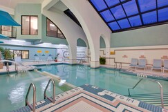 Holiday Inn & Suites Windsor (Ambassador Bridge), Essex