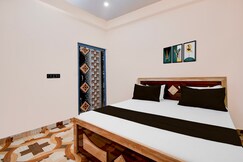 Hotel O Vimleshwar Hotel & Restaurant, Kushinagar