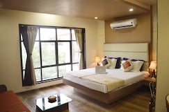 Presidency Studios, Vadodara