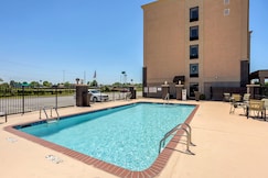 Best Western Plus Jonesboro Inn and Suites, Sharp