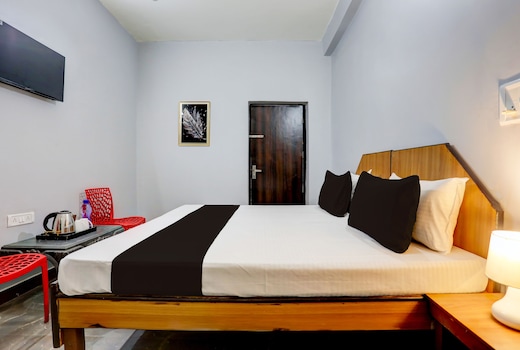 Hotel O 4 Square Residency